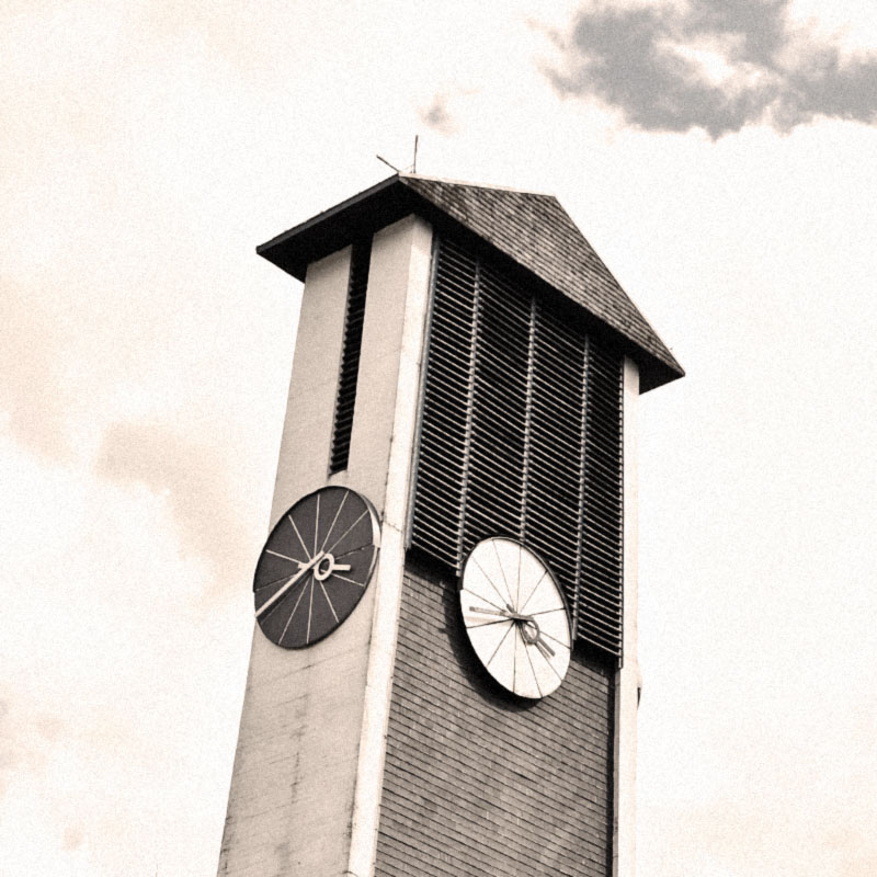 Pfarrkirche-Hl-Familie-vintage